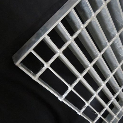 Противоюзовые Serrated стальные проступи лестницы решетки коррозионностойкие