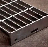 Погружение проступей лестницы решетки Q235 T4 стальное горячее гальванизируя